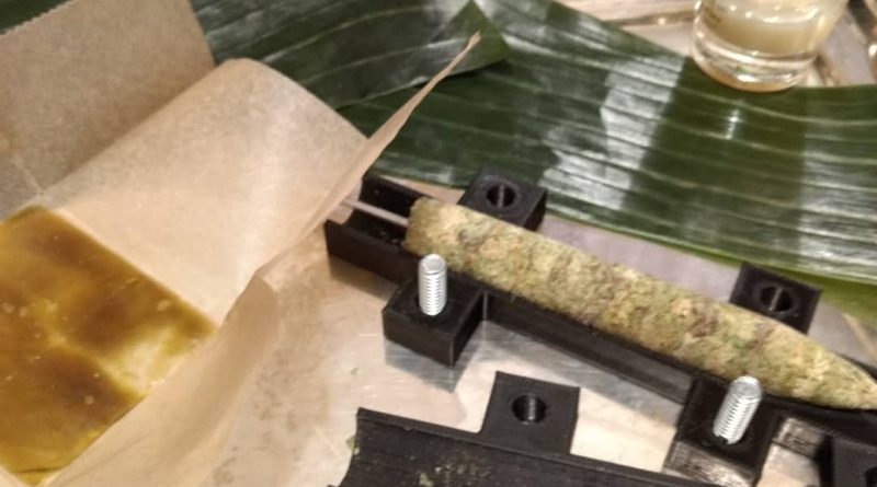 banana leaf wrapped cannagar with kings kush by pdxstoneman