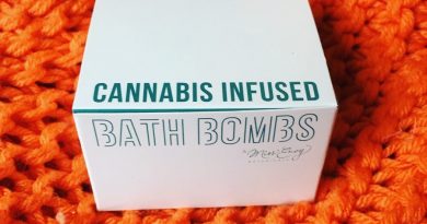 miss envy botanicals cannabis infused bath bombs review by thecoughingwalrus