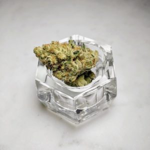wedding crasher by revolution cananbis strain review by upinsmokesession 2