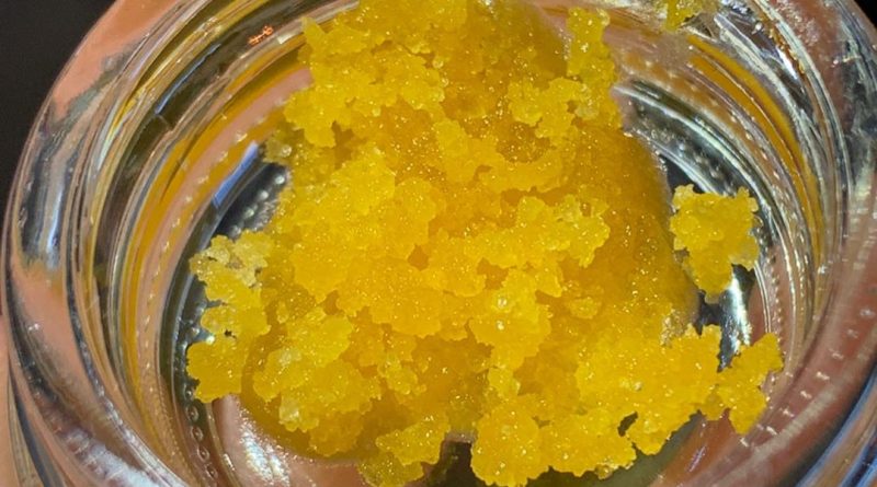white widow sugar concentrate review by thatcutecannacouple