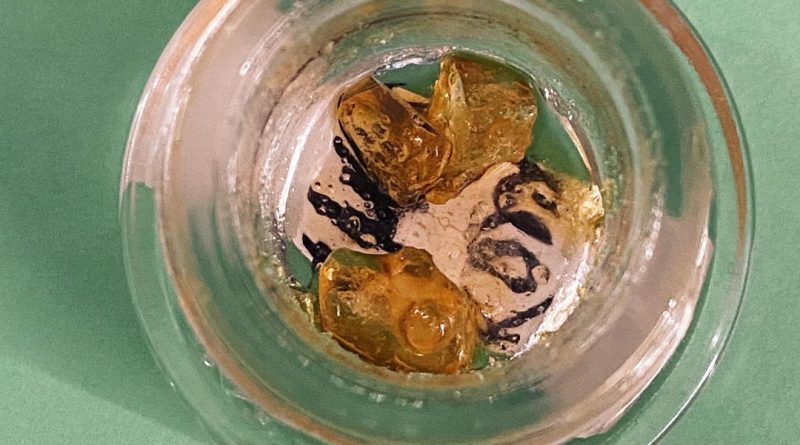 key lime surprise og diamonds by revolution cannabis concentrate review by upinsmokesession