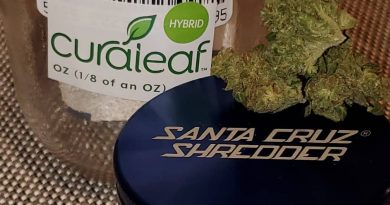 la woman from curaleaf strain review by strain_games