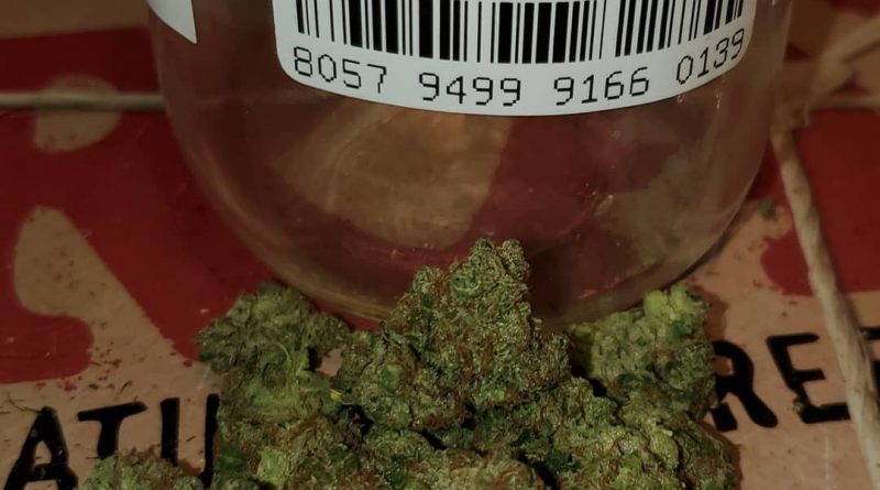 lamb's bread from curaleaf strain review by strain_games