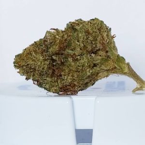 chocolate berry queen from releaf health strian review by pdxstoneman