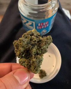 blue slush by seven leaves strain review by christianlovescannabis 2