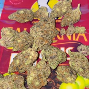 california raisins by the fundraisers strain review by qsexoticreviews 2
