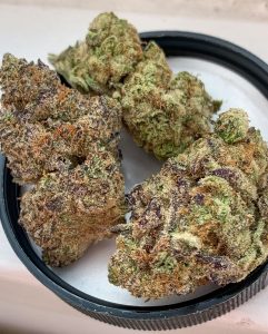 cookies and cream by true genetics strain review by budfinderdc 2