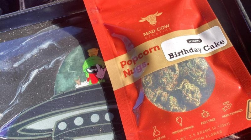 birthday cake by mad cow genetics strain review by sjweedreview