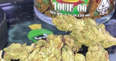 louie og by peak flower strain review by sjweed.review