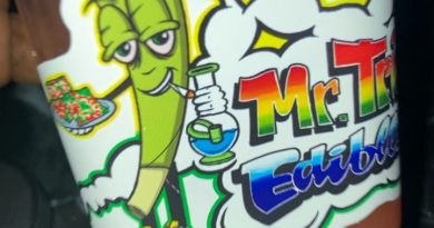 strawberry lemonade by mr. trippy's edibles drinkable review by sjweed.review