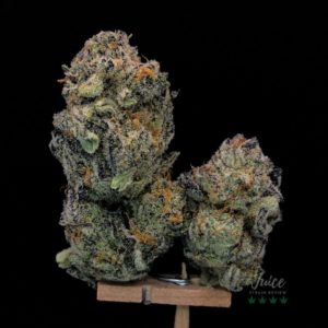 candy paint by dungeons vault genetics strain review by cannabisseur604