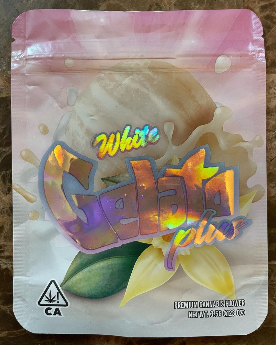 Strain Review White Gelato Plus by Dubz Garden The Highest Critic