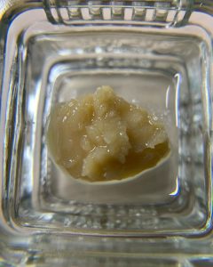 tropical runtz #2 hash rosin by decibel farms dab review by pnw_chronic 2