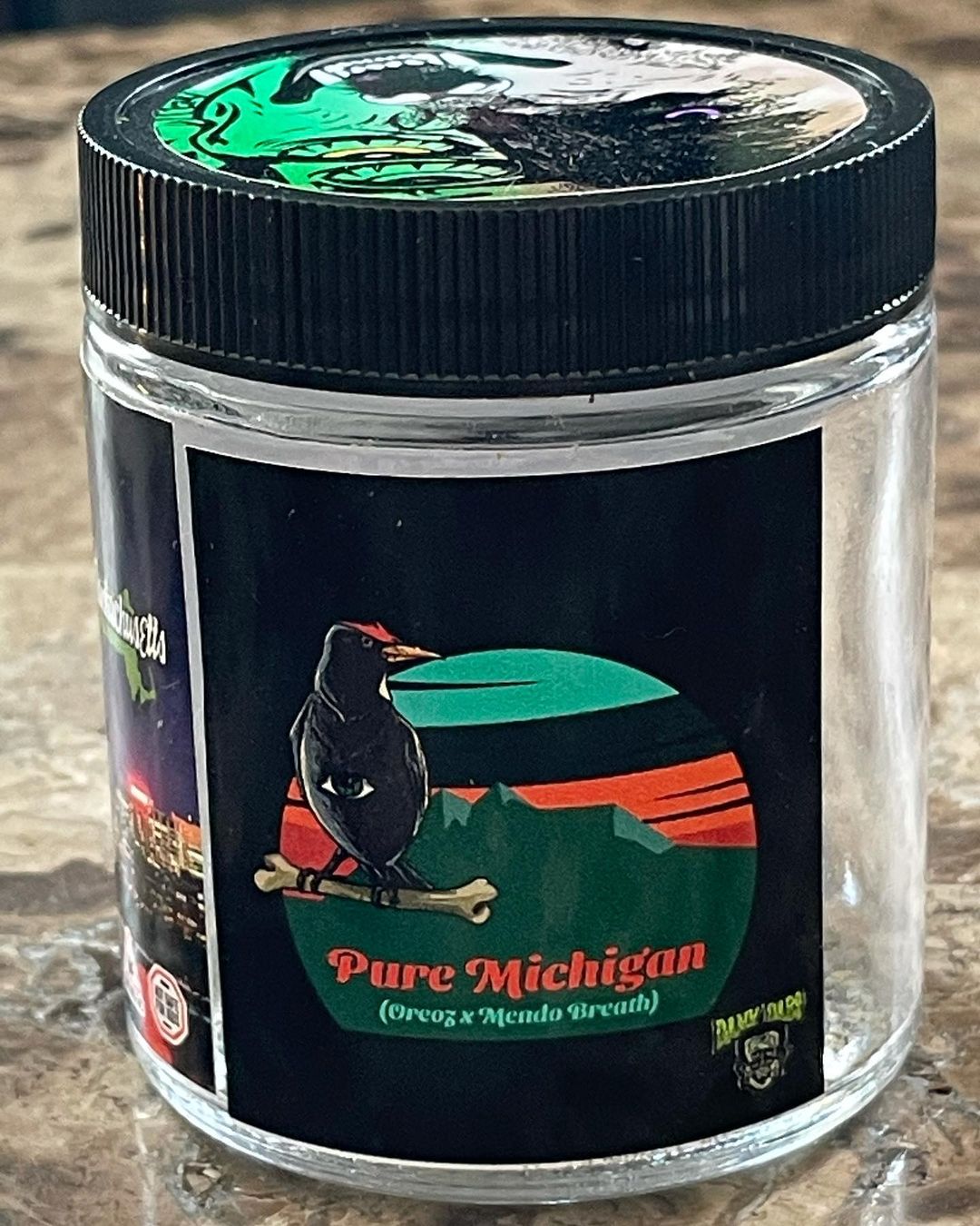 strain-review-pure-michigan-by-dank-dabs-the-highest-critic