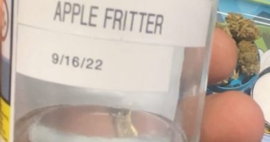 apple fritter by private organicz strain review by letmeseewhatusmokin