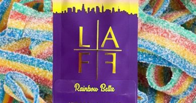 rainbow beltz live rosin sauce pod by la family farms vape review by thethcspot