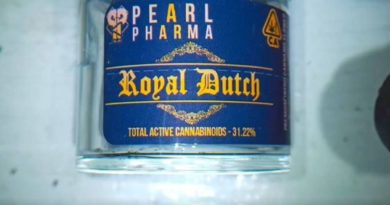 royal dutch by pearl pharma strain review by stoneybearreviews