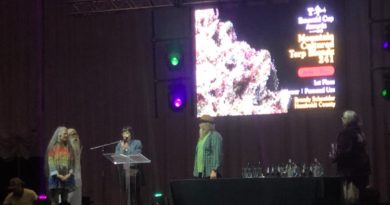 nate and brandi on stage mountain cultured terp blend 241 wins emerald cup award 2023