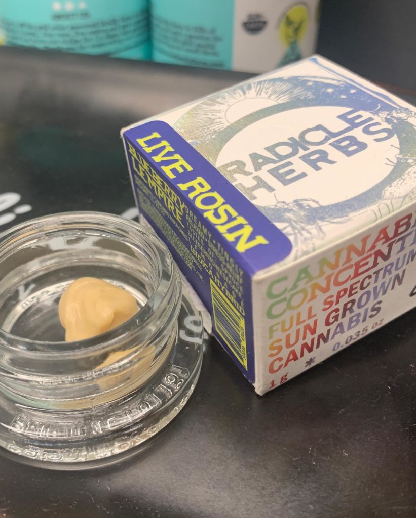 blueberry lempire live rosin by radicle herbs hash review by rollingwithsix