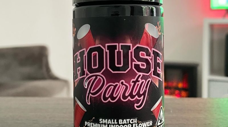 house party by the vault strain review by eriksreviews 2