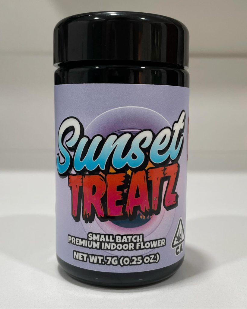 sunset treatz by the vault strain review by eriksreviews 2