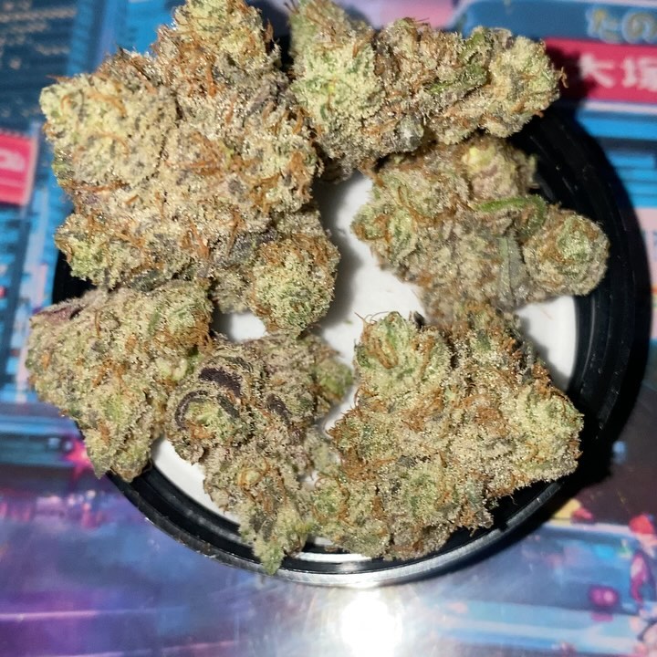 dosi and banana by connected california strain review by jointswithjalen 2