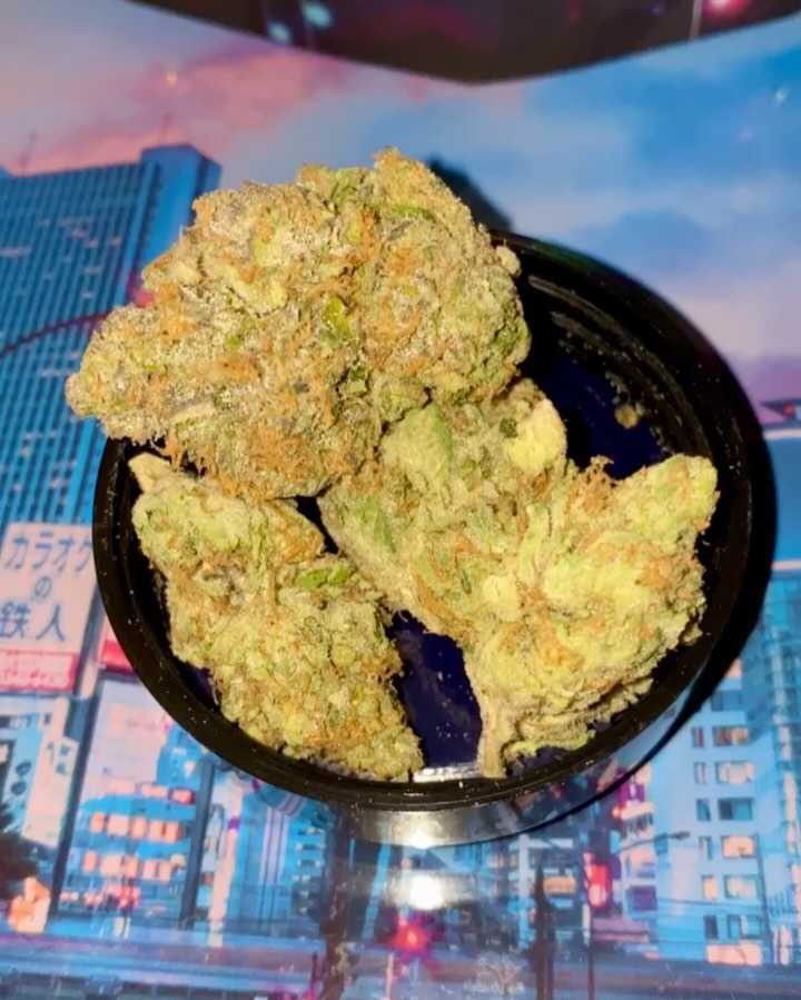 estrella by don merfos exotics strain review by jointswithjalen 2