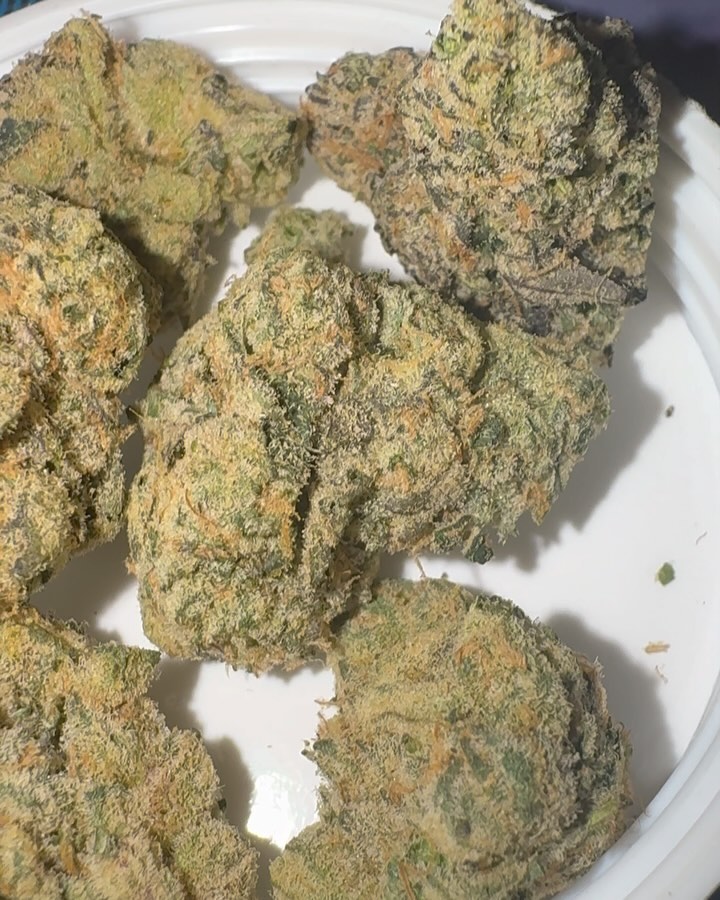 milky way by umami genetics strain review by jointswithjalen 2