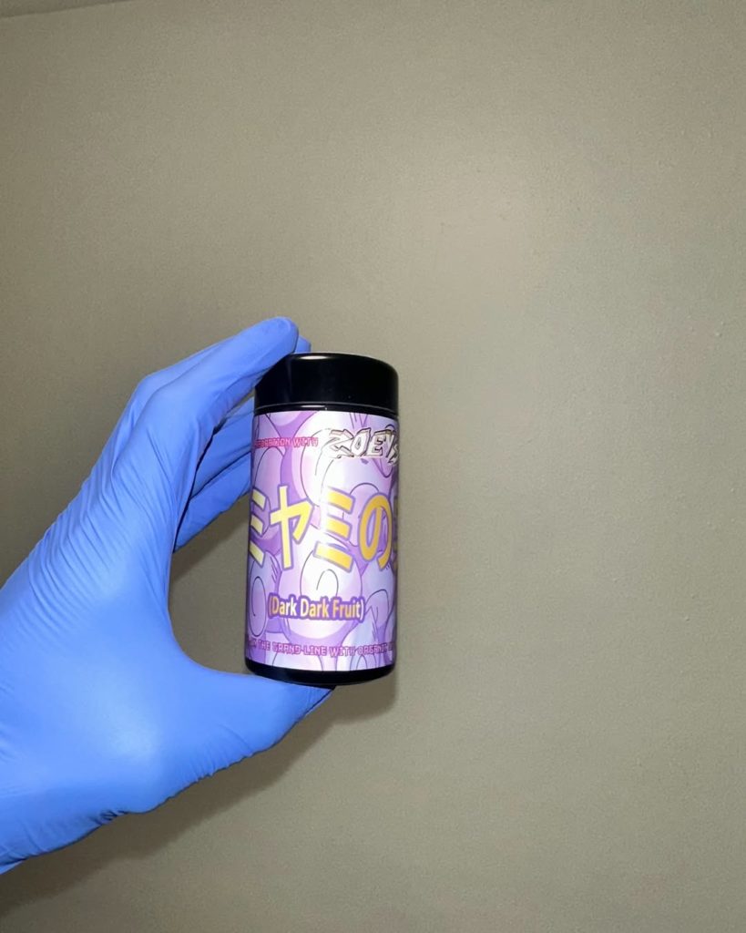 dark dark fruit by zoeys ca x devil fruit cannabis strain review by candylandreviews 2