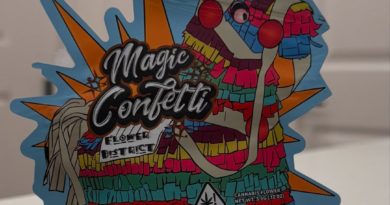 magic confetti by the flower district strain review by eriksreviews 2