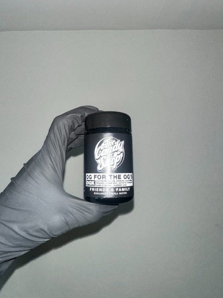 og kush by the candy shop strain review by candylandreviews 2