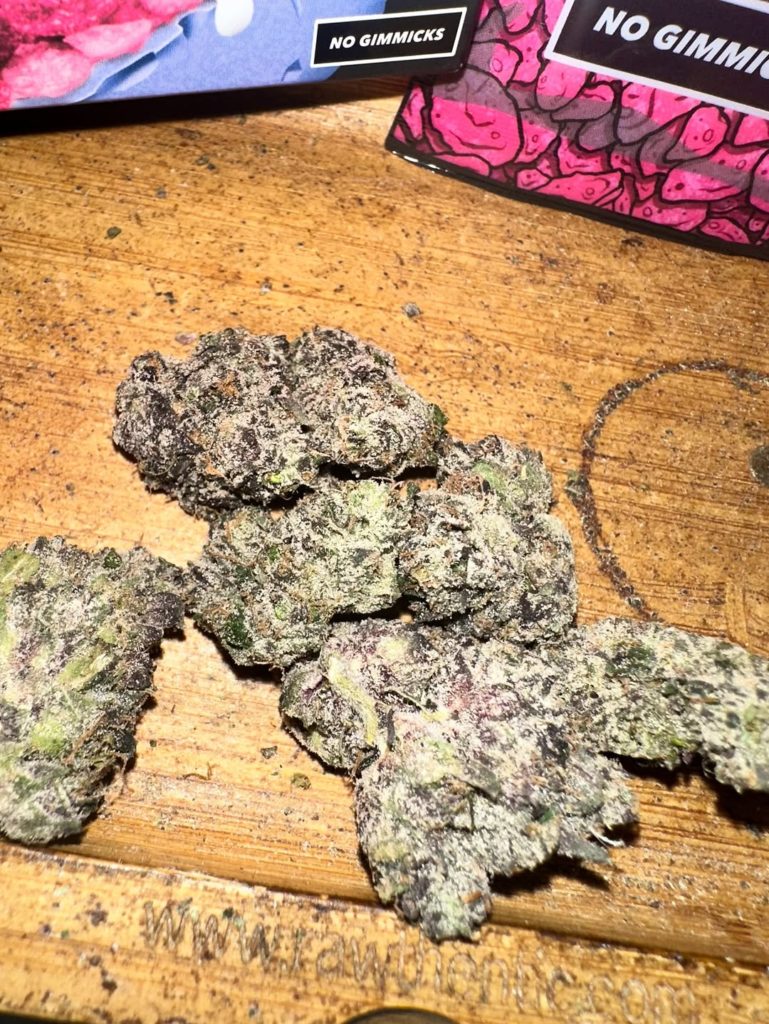 toosie pebbles by candy cartel strain review by candylandreviews