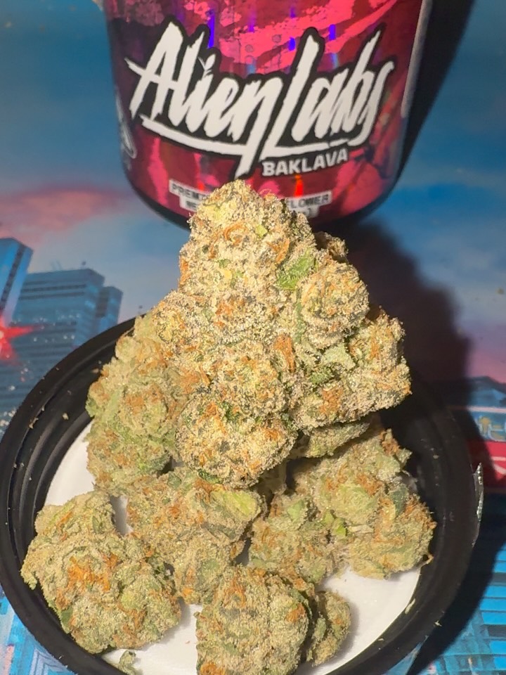 baklava by alien labs strain review by jointswithjalen 2