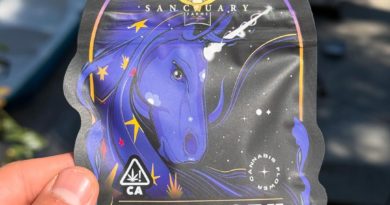 blunicorn by sanctuary farms strain review by yieldisdead 2