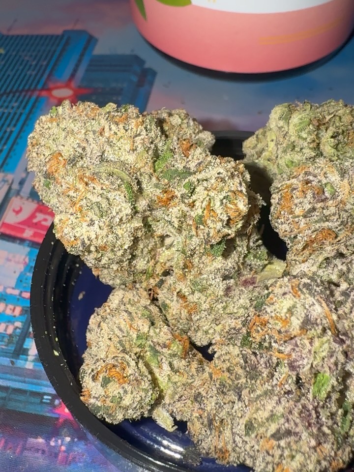 golden peaches by umami genetics strain review by jointswithjalen 2